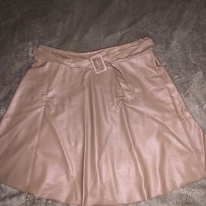 Tan leather skirt✨✨✨